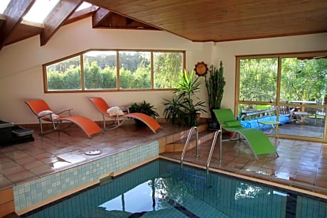 Queen Room - Retreat