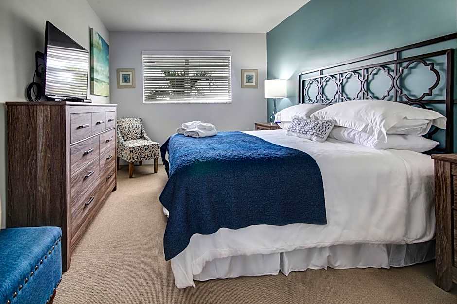 May-Dee Suites in Florida