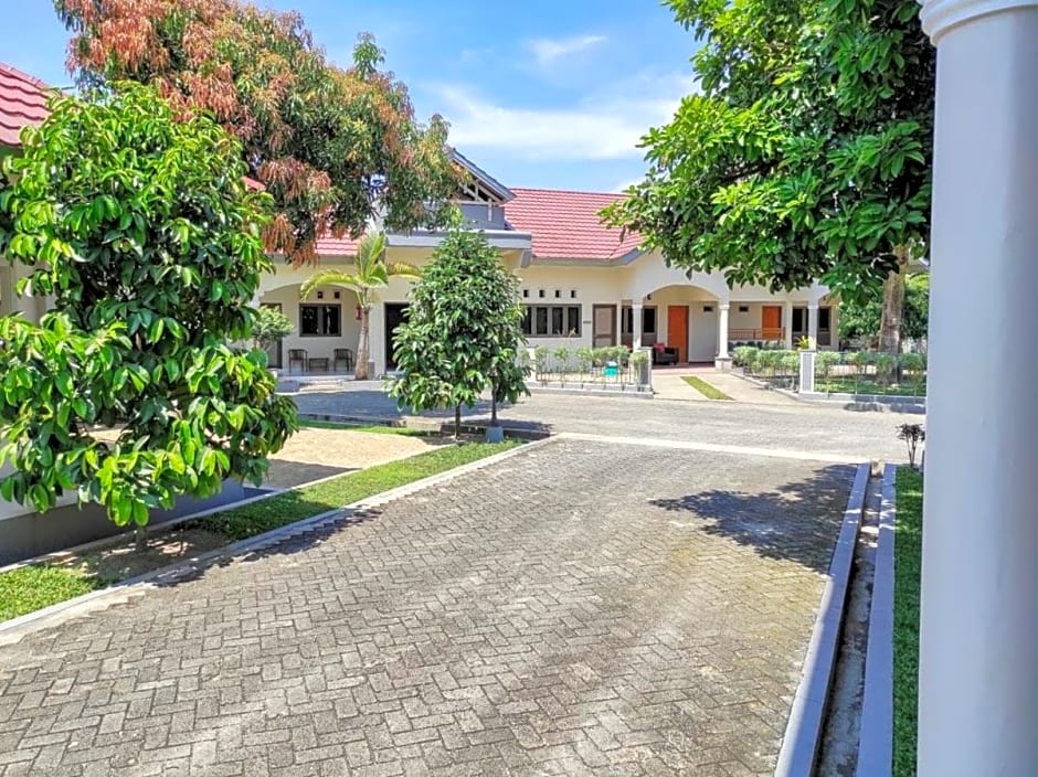 Hotel Remaja Indah Masamba