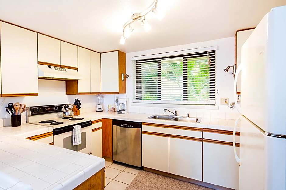 Castle Makahuena At Poipu Resort