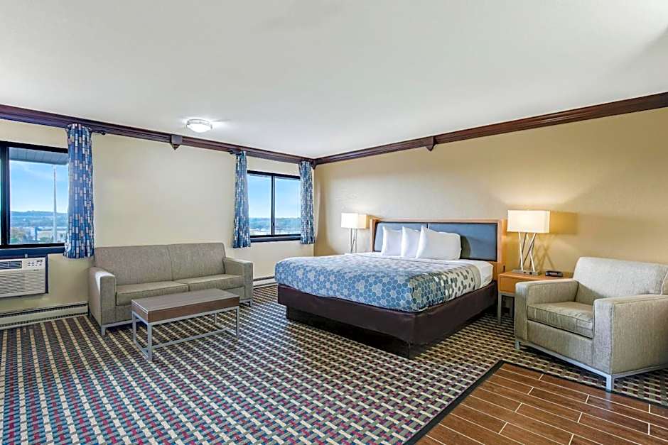 Econo Lodge Madison East