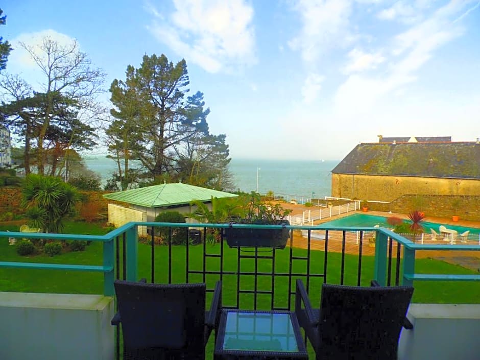 Clos de Vallombreuse, The Originals Relais (Relais du Silence)