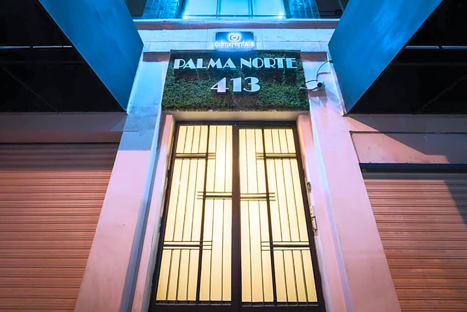 P402 Private balcony Apt 3Bdrm 2bth AC Rooftop