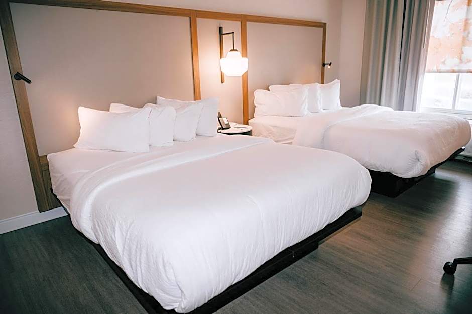 Fairfield Inn & Suites by Marriott Lexington Georgetown/College Inn