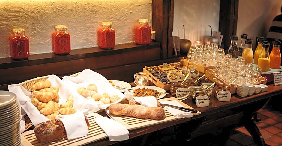 Swiss-Chalet Merlischachen - Historik Chalet-Hotel Lodge