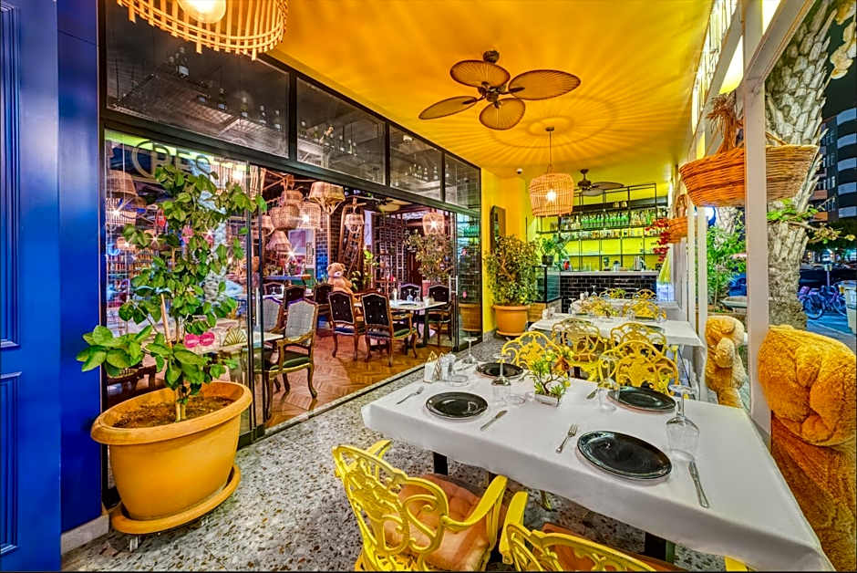 Anjeliq Downtown Boutique Hotel