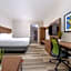 Holiday Inn Express & Suites St. Petersburg - Seminole Area By IHG