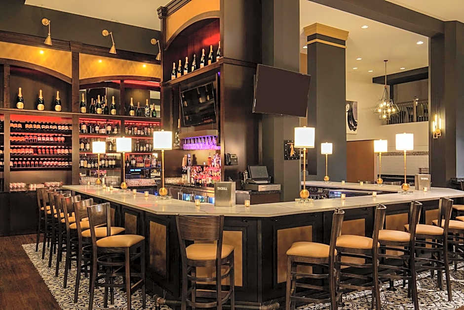 DoubleTree By Hilton Youngstown Downtown