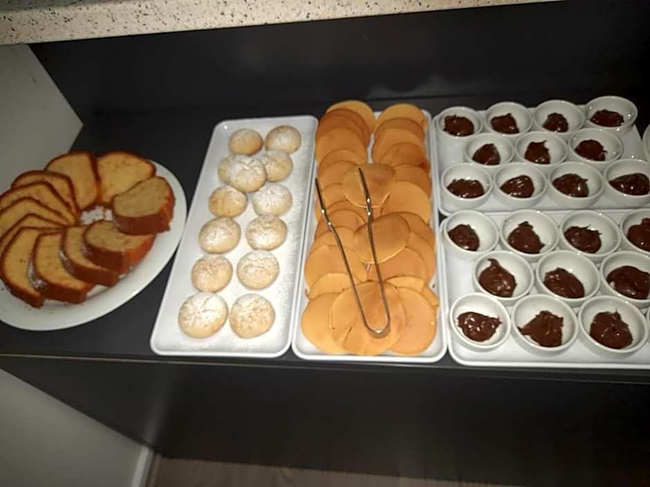 Comfort Center Suit Hotel