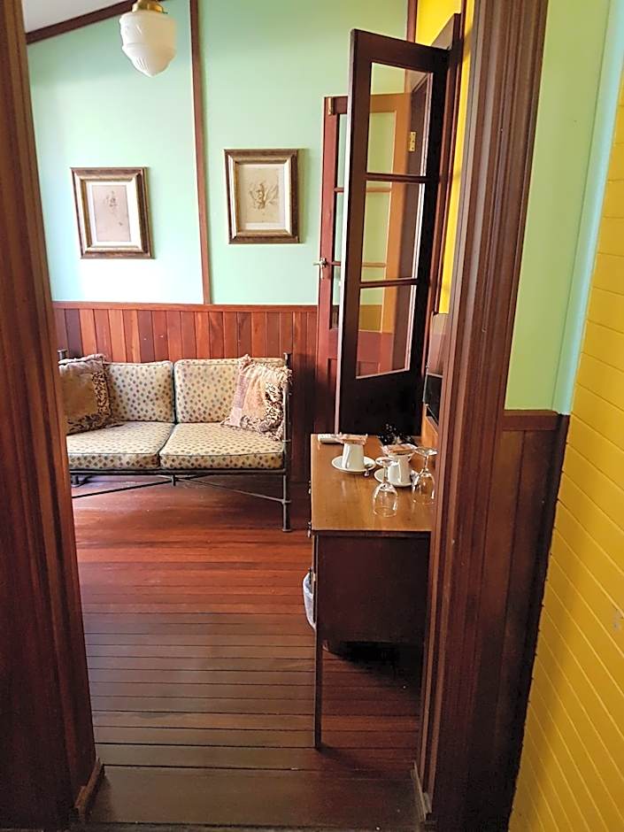 Bridgefield Guest House