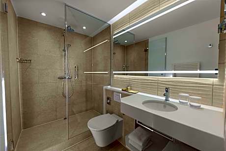 King Junior Suite