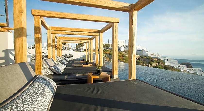 Galaxy Suites & Spa