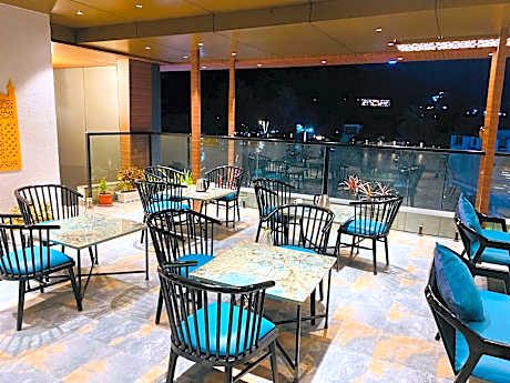 Crystal Inn