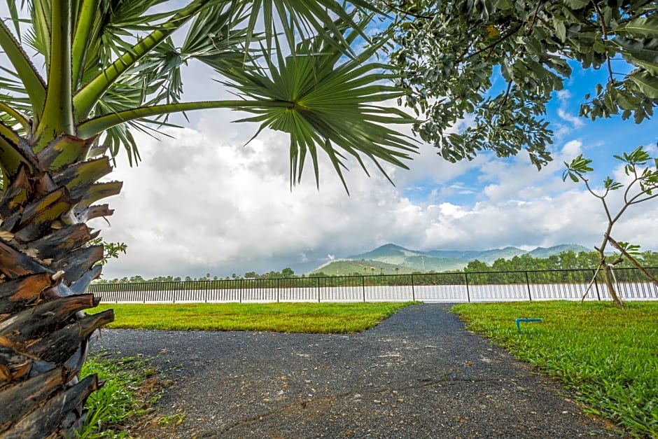 Kampot River Residence