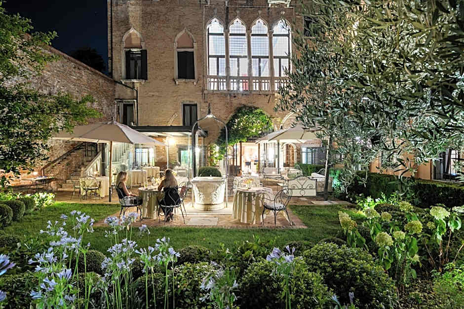 Hotel Nani Mocenigo Palace