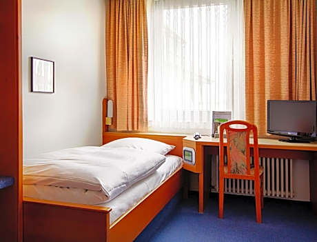 Small Economy Single Room