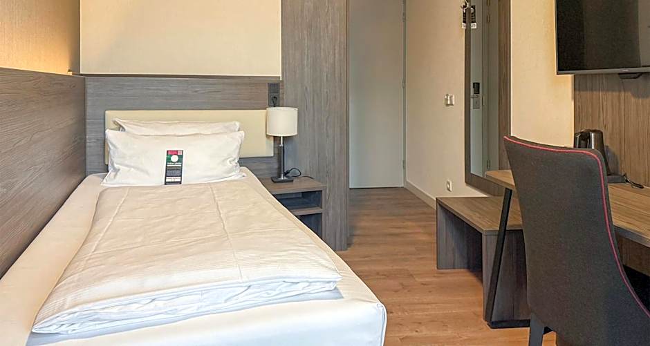 PLAZA Premium Den Haag City Center