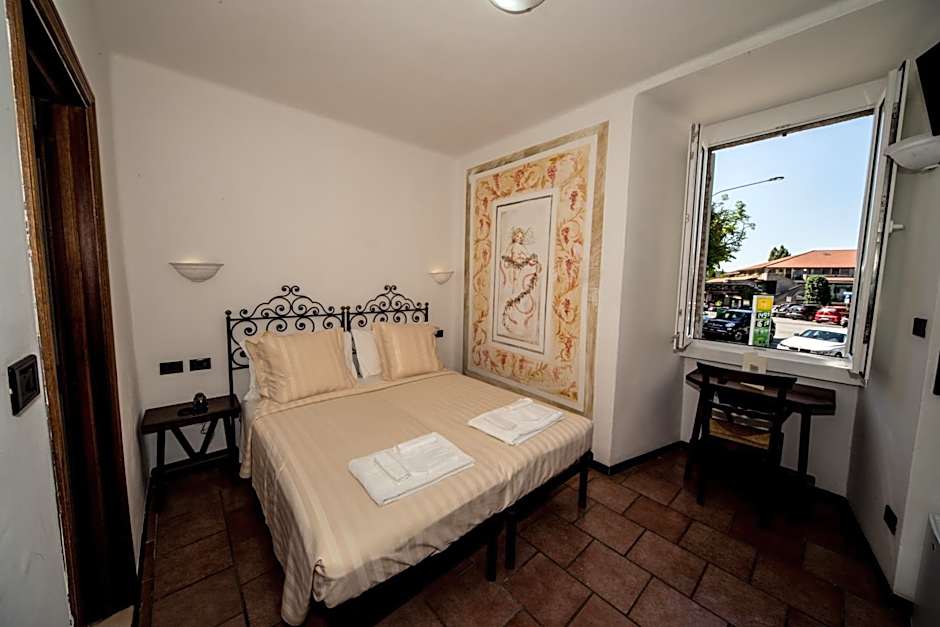 Hotel Porta Marmorea