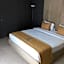 Aram Otel Business & Luxury