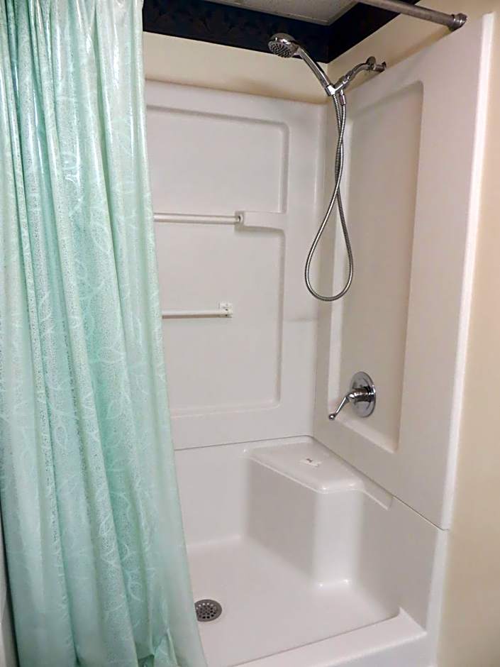 River Place Inn & Cabins