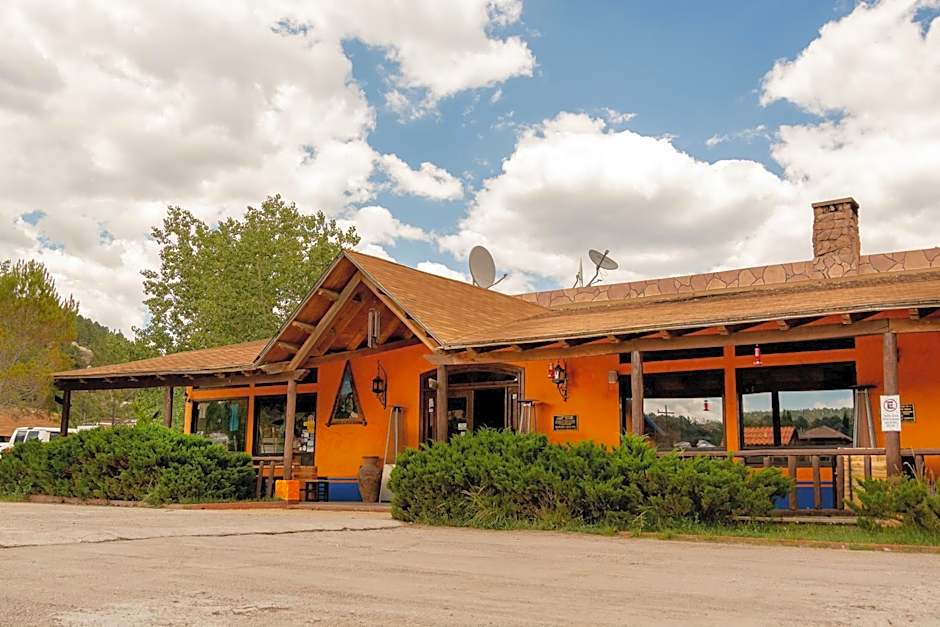 Villa Mexicana Creel Mountain Lodge