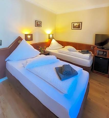 Twin Room with Balcony