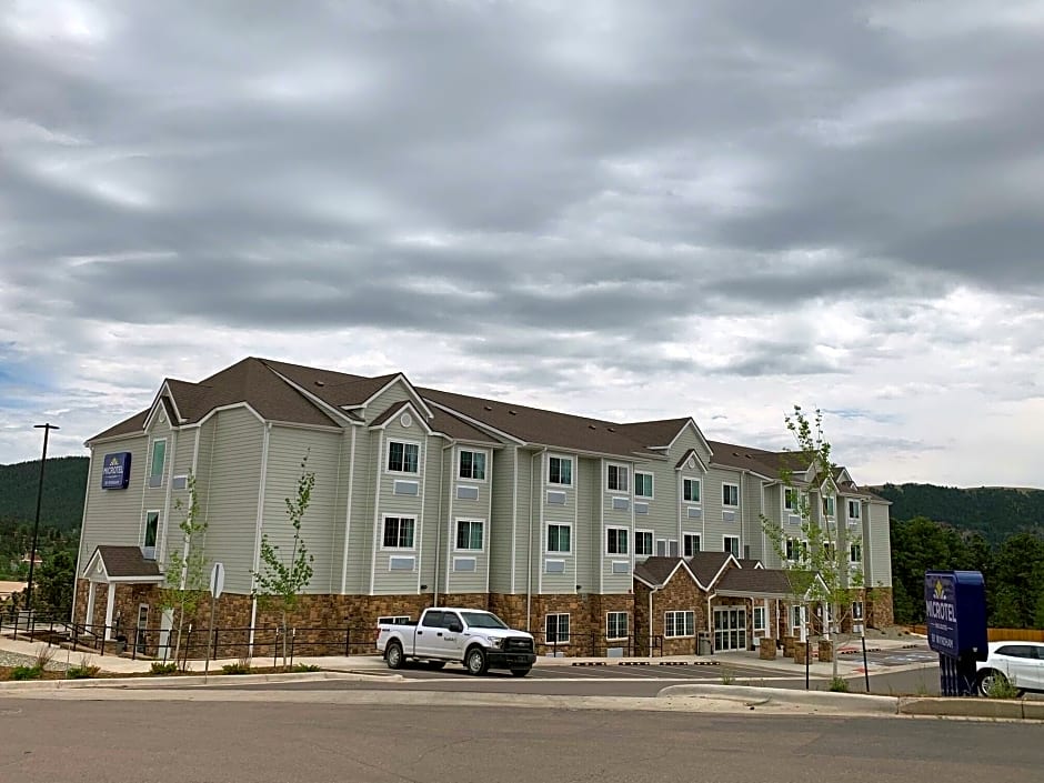 Microtel Inn and Suites by Wyndham Woodland Park