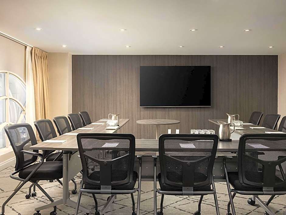 The Novotel Toronto Center Hotel