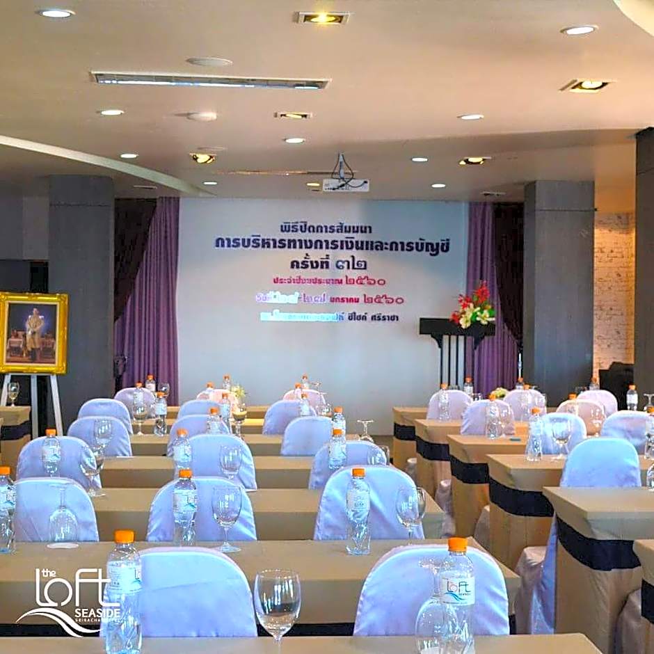 The Loft Seaside Sriracha Hotel