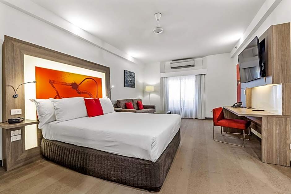 Novotel Darwin CBD