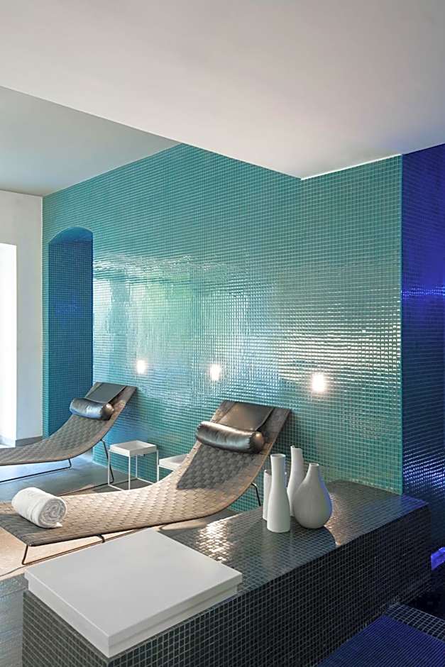 Hotel C2