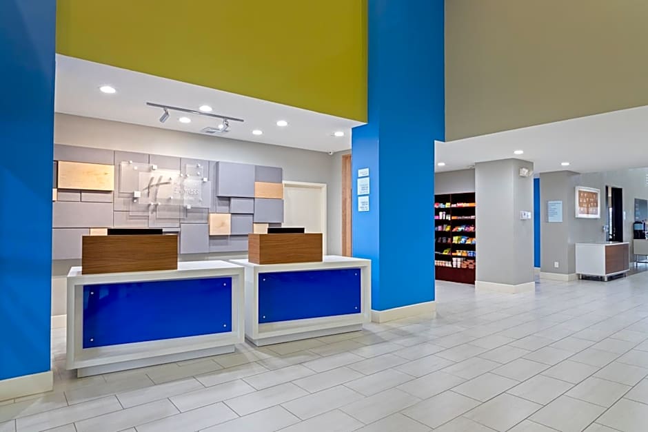 Holiday Inn Express & Suites Lake Placid by IHG