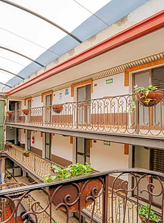 HOTEL ZAPOTLAN