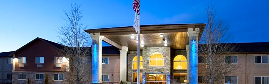 Holiday Inn Express Hotel & Suites Torrington By IHG