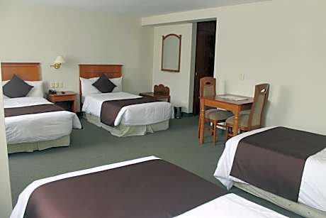 Family Room (4 Adults)