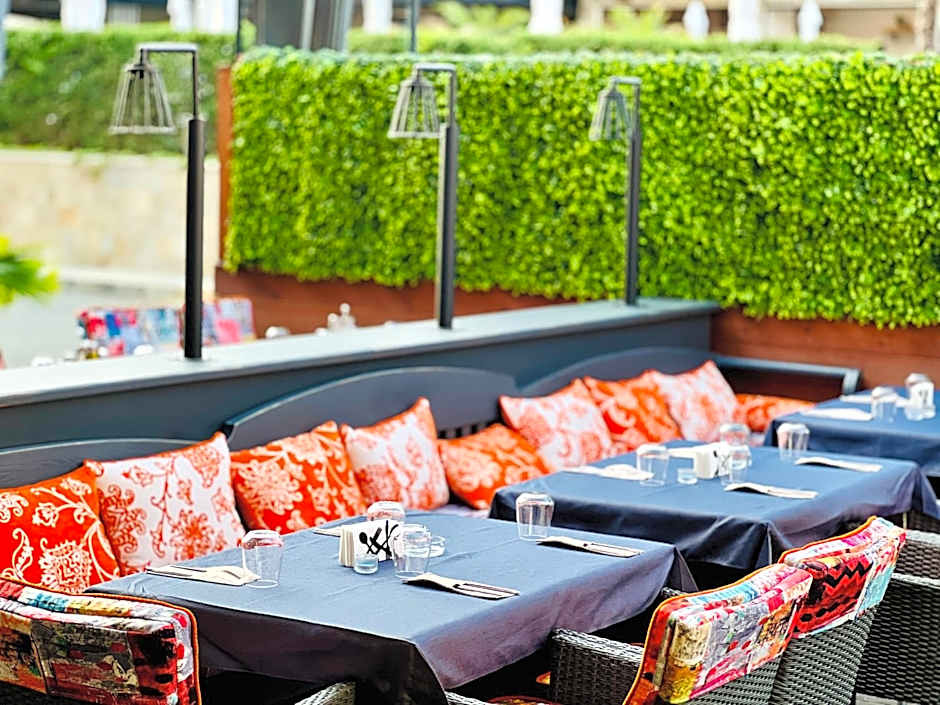 Galeon Residence & SPA