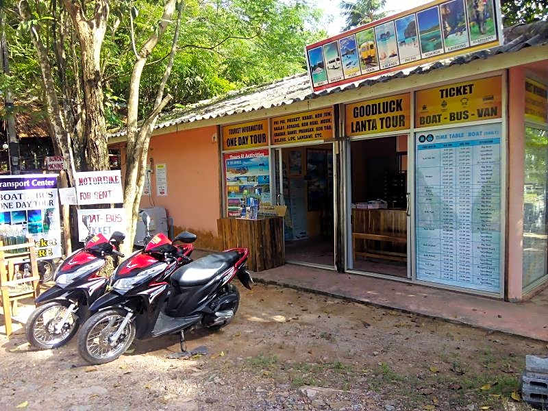 Chill Chill Long Beach Hostel