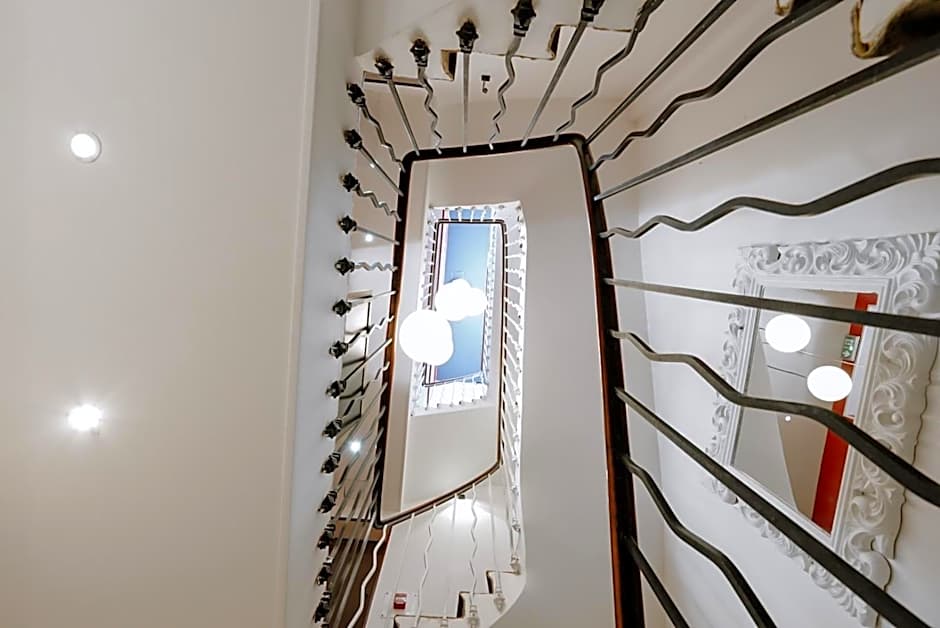 Ideal Sejour Cannes - Stylish Boutique Hotel with quiet garden