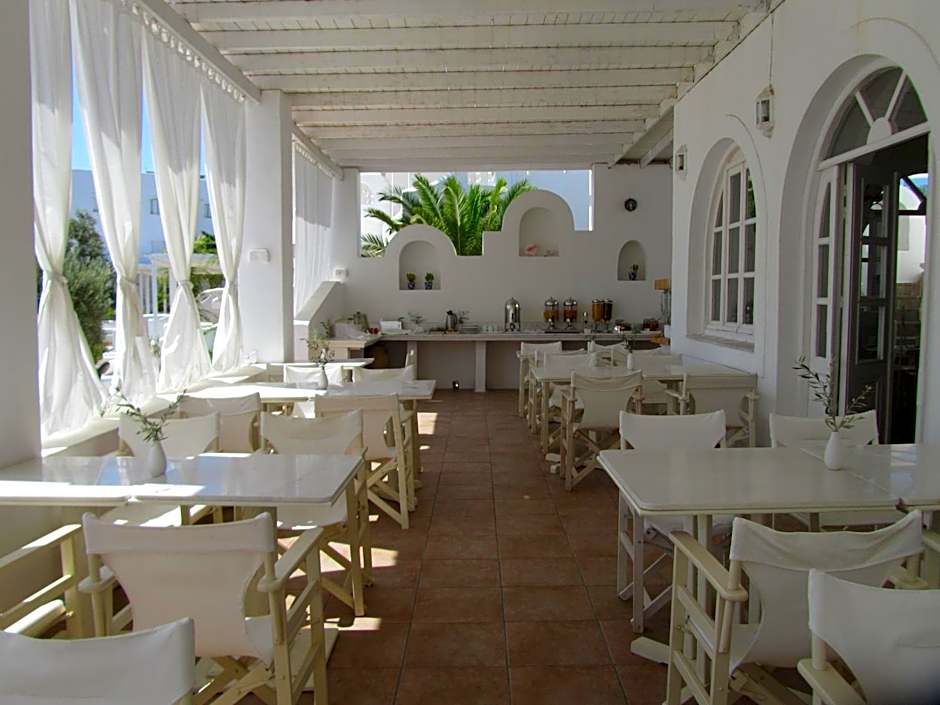 Porto Scoutari Romantic Hotel