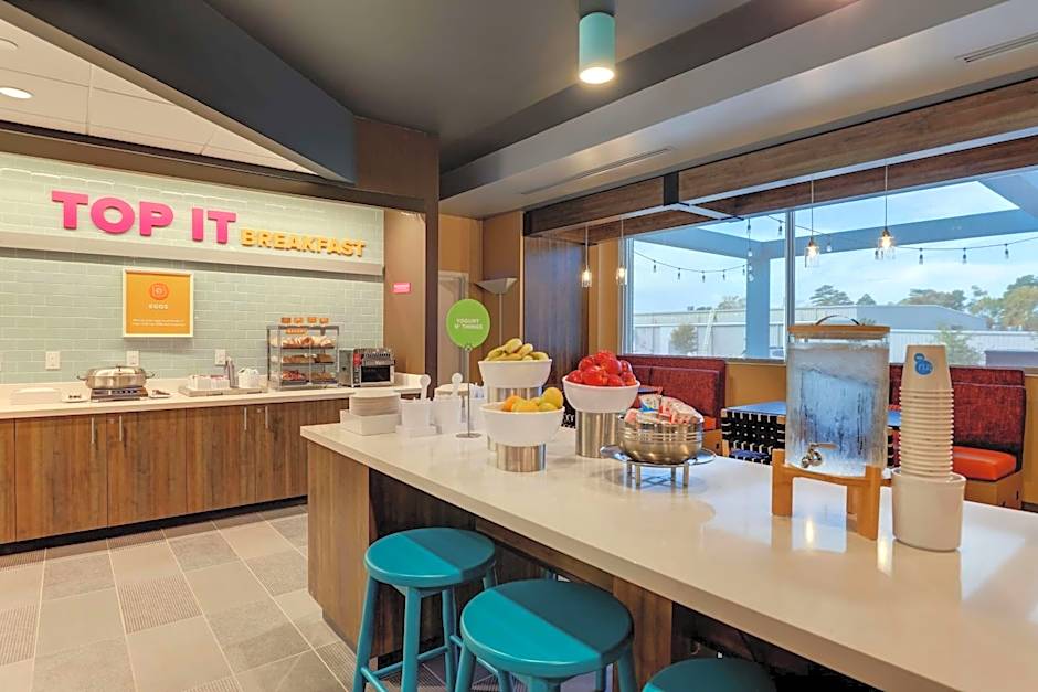 Tru by Hilton Raleigh Garner