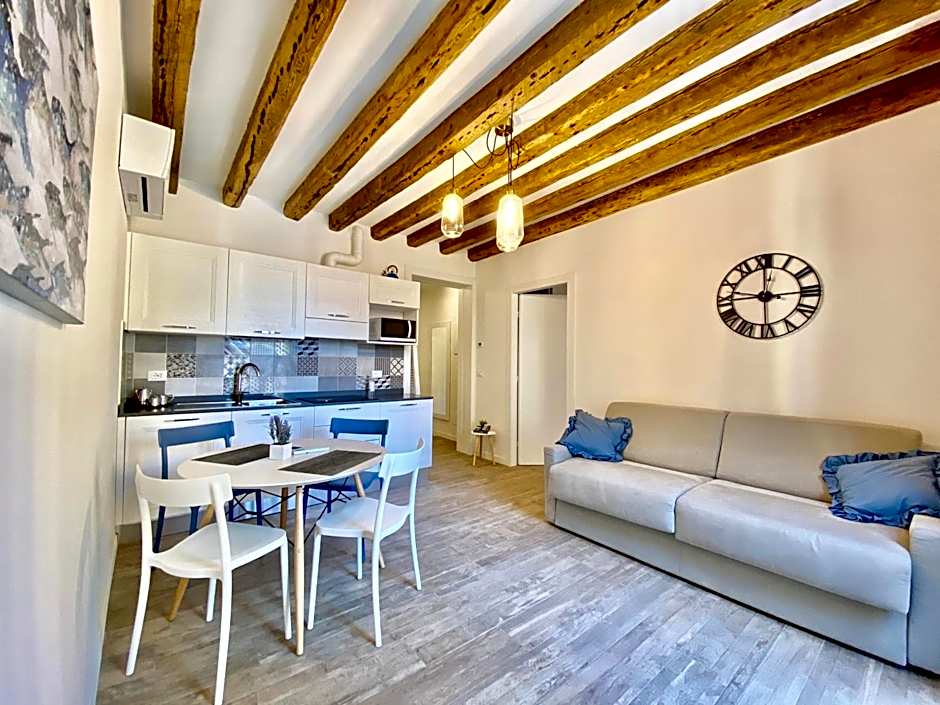 Suite House new apartments wi fi Venice island