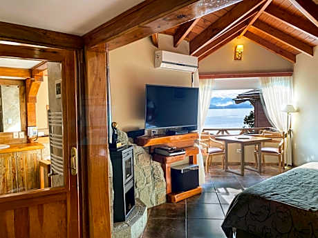 Deluxe Suite with Private Spa