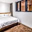 Ashton Hotel
