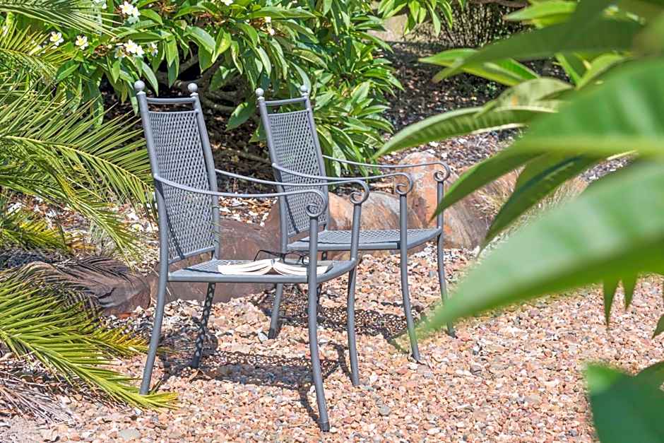 Clarendon Forest Retreat