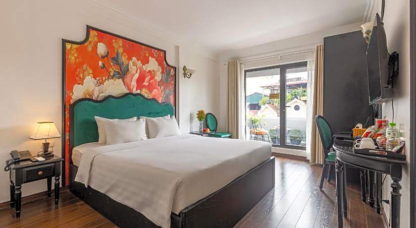 Hanoi House Hotel & Travel