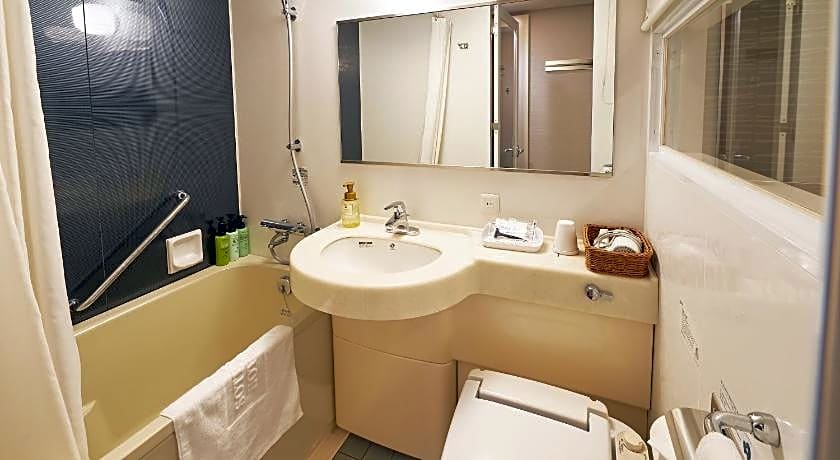 Sotetsu Fresa Inn Shimbashi-Karasumoriguchi