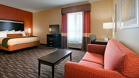1 King Bed Suite Non-Smoking