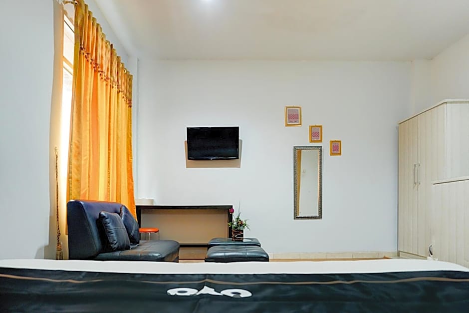 Collection O R.Sukamto Near Palembang Trade Center Mall