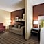 Comfort Inn & Suites St. Paul Northeast