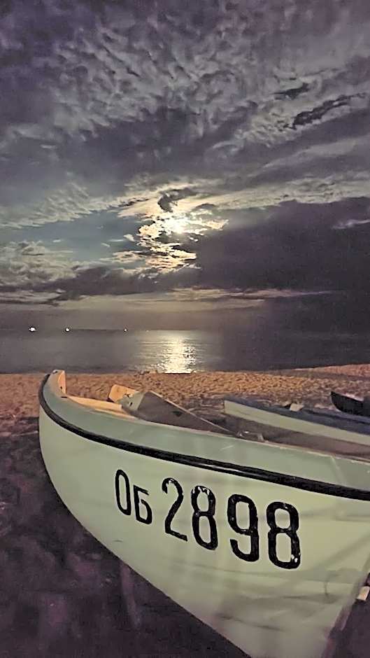 Moreto Seaside Aparthotel